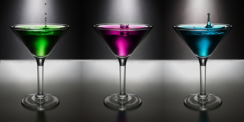 discotheque-VARAGES-min_water-drop-glass-bar-celebration-green-832603-pxhere.com